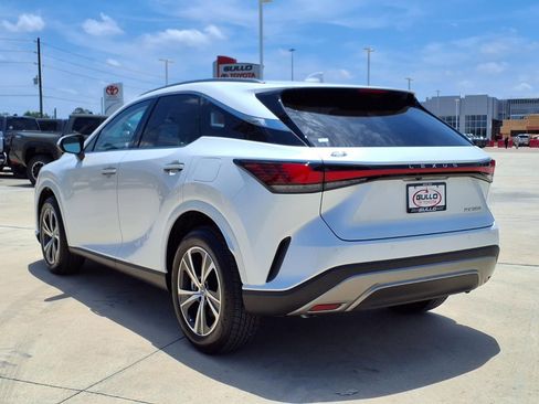 Used 2024 Lexus RX 350 Premium w/ Accessory Package (Z1) FWD image 2