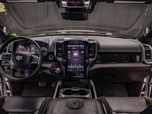 Used 2024 RAM 1500 Laramie AWD/4WD image 20