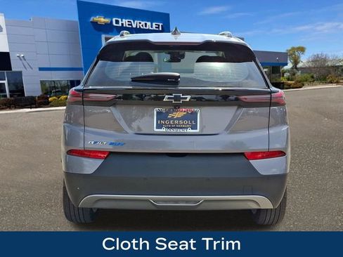 Used 2023 Chevrolet Bolt EUV LT w/ Comfort Package FWD image 26
