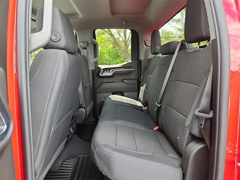 New 2026 GMC Sierra 1500 Elevation image 8