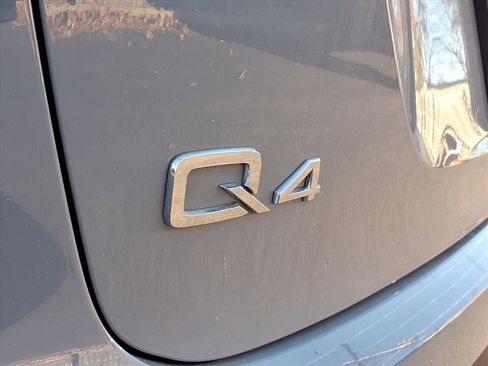 Used 2023 Audi Q4 e-tron Premium image 34