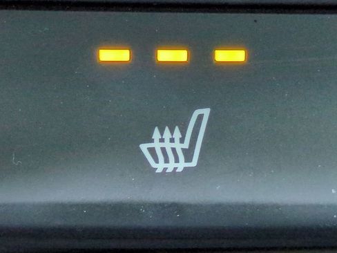 Certified 2020 Hyundai Santa Fe Limited w/ Cargo Package image 25