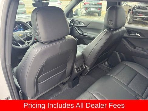 New 2026 Chevrolet Equinox LT w/ Convenience Package II FWD image 13