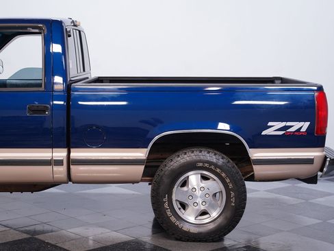 Used 1993 Chevrolet Silverado 1500 4x4 Regular Cab image 21