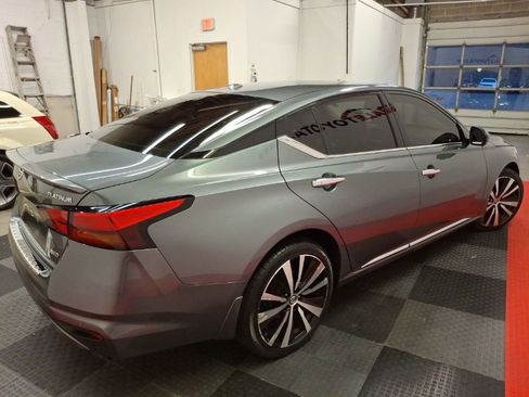 Used 2020 Nissan Altima 2.5 Platinum image 11