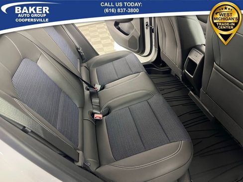 New 2026 Buick Envista Preferred image 11