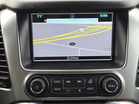 Used 2020 Chevrolet Tahoe Premier w/ Premier Plus Edition image 17