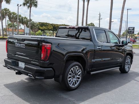 Used 2026 GMC Sierra 1500 Denali Ultimate AWD/4WD image 6