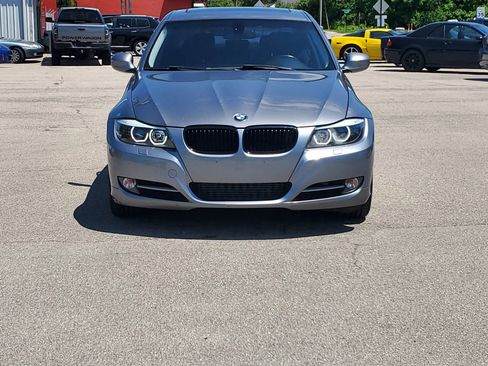 Used 2011 BMW 335i xDrive Sedan image 9