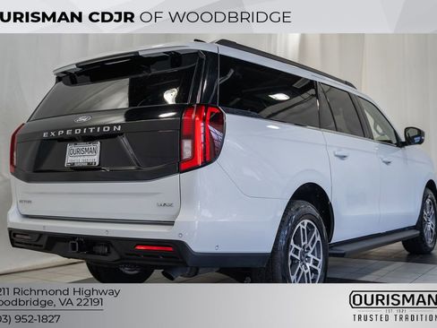 Used 2025 Ford Expedition Max Active image 5