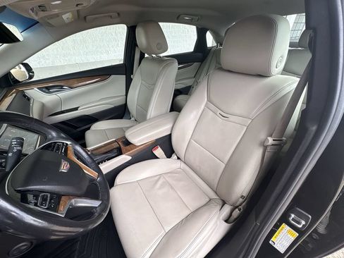Certified 2019 Cadillac XTS Luxury FWD image 18