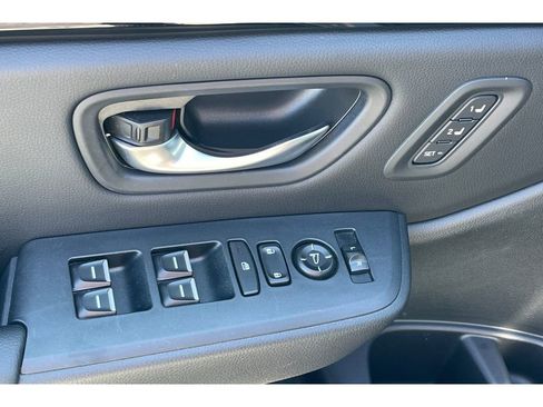 Used 2024 Honda Pilot EX-L image 11