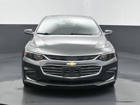 Used 2017 Chevrolet Malibu Premier w/ Premier Sun and Wheel Package image 4
