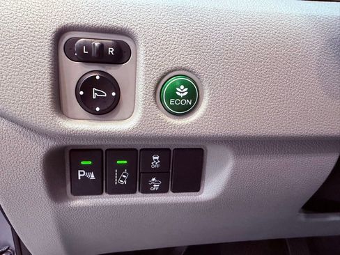 Used 2017 Honda Pilot Elite image 26