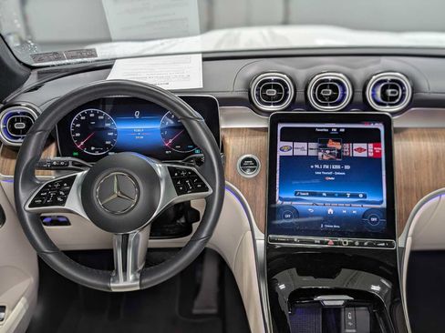 Certified 2023 Mercedes-Benz GLC 300 4MATIC image 5