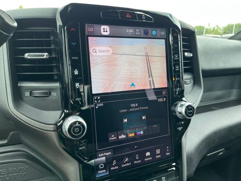 New 2026 RAM 2500 Tradesman AWD/4WD image 18
