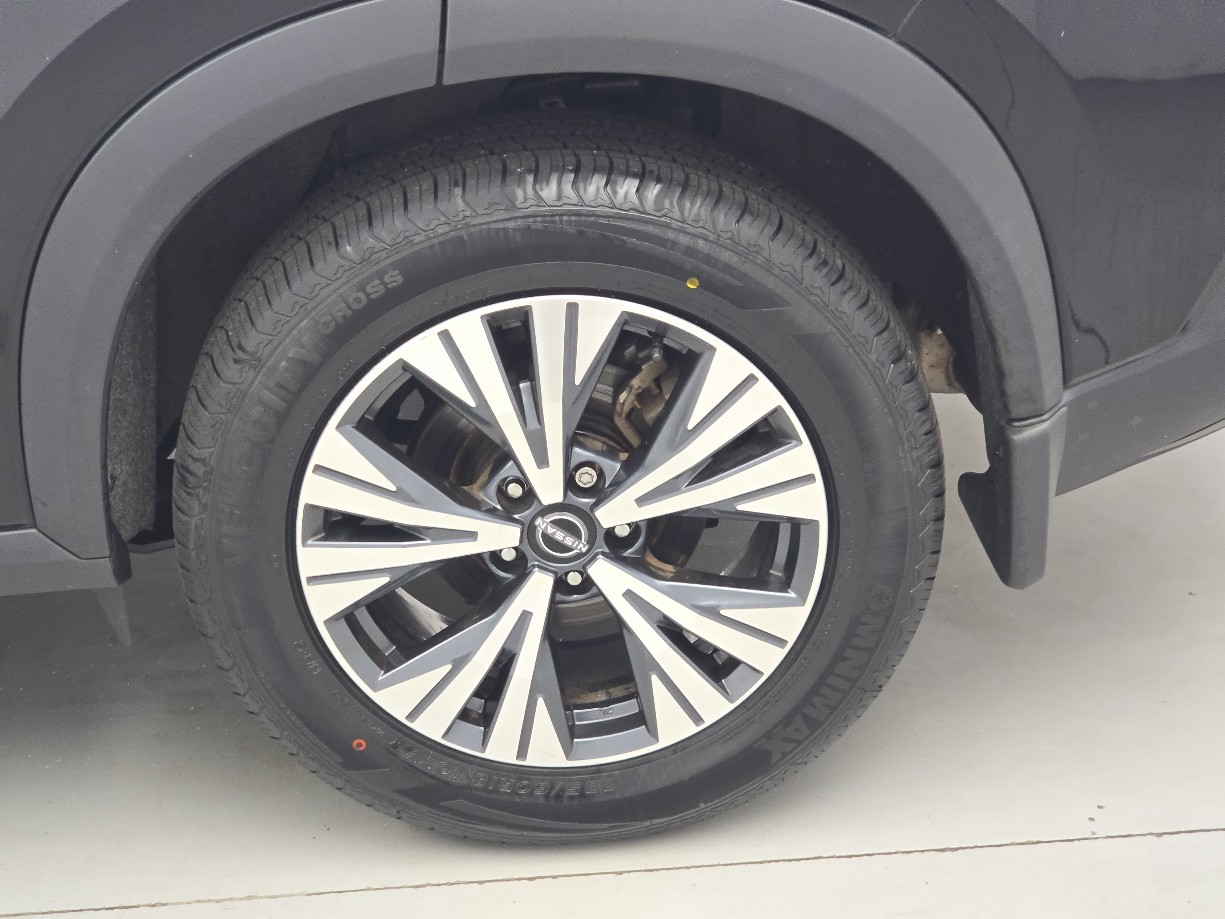 Certified 2023 Nissan Rogue SV w/ SV Premium B Package AWD/4WD image 33