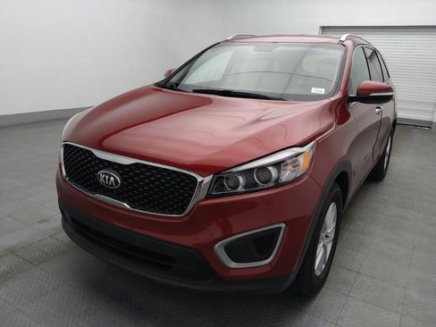 Used 2018 Kia Sorento FWD image 15