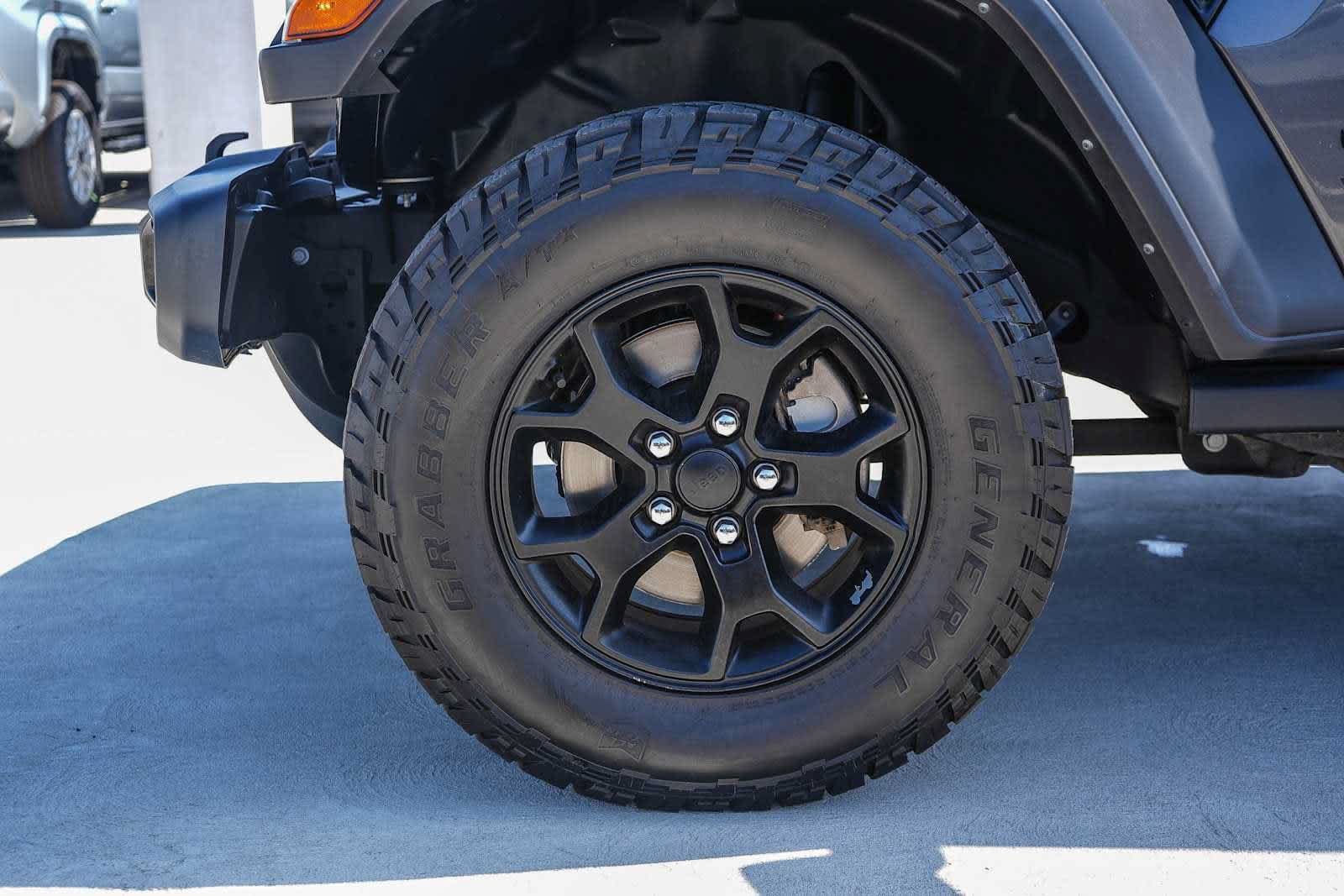 Used 2022 Jeep Wrangler Unlimited Sport AWD/4WD image 11