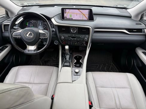Used 2019 Lexus RX 450hL Luxury w/ Accessory Package image 14