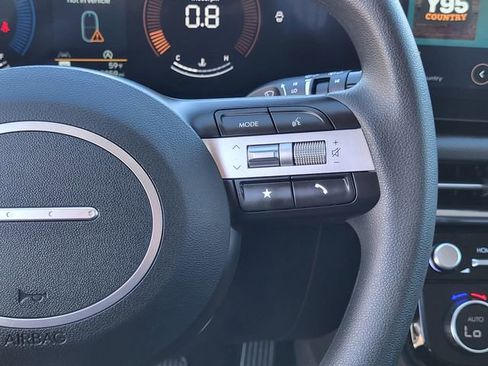 Used 2025 Hyundai Tucson SEL image 19