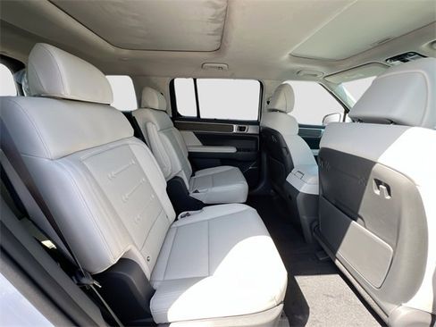 New 2025 Hyundai Santa Fe Calligraphy image 28