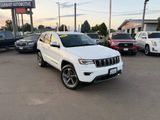 Used 2017 Jeep Grand Cherokee Limited w/ Luxury Group II image 2