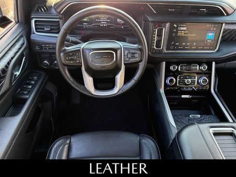 Used 2023 GMC Yukon Denali image 7