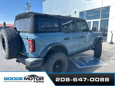 Used 2022 Ford Bronco Badlands AWD/4WD image 3