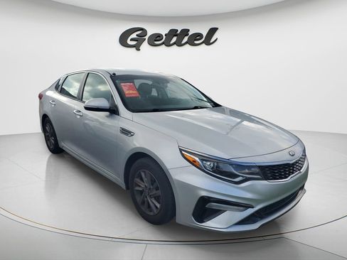 Used 2020 Kia Optima LX FWD image 2