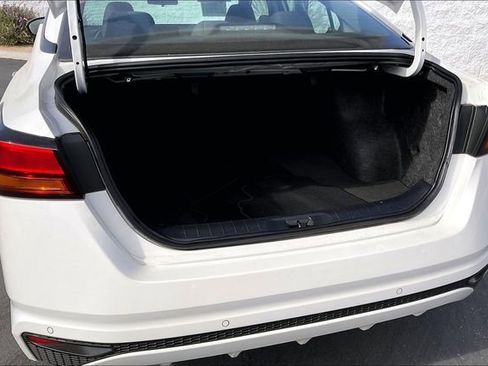 Certified 2023 Nissan Altima 2.5 SV image 33