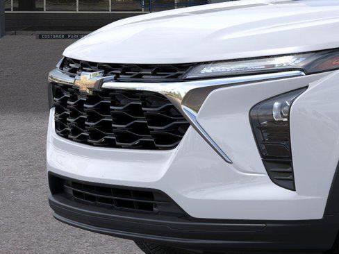 New 2026 Chevrolet Trax LS FWD image 13