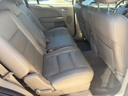 Used 2006 Ford Freestyle Limited image 11