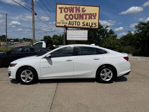 Used 2023 Chevrolet Malibu LT FWD image 4