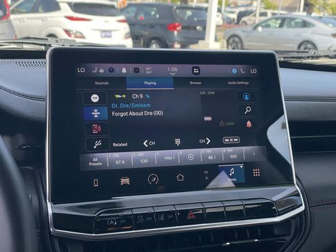 Used 2022 Jeep Compass Trailhawk w/ Trailhawk Elite Group image 10