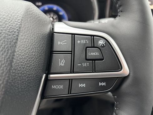 Certified 2026 Toyota Highlander Platinum image 23