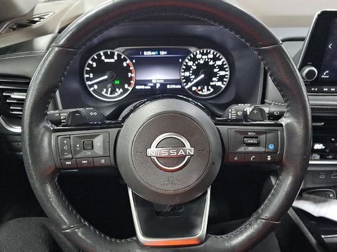 Used 2023 Nissan Rogue SV w/ SV Premium Package image 17