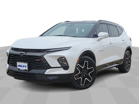 Used 2023 Chevrolet Blazer RS w/ Driver Confidence II Package FWD image 4