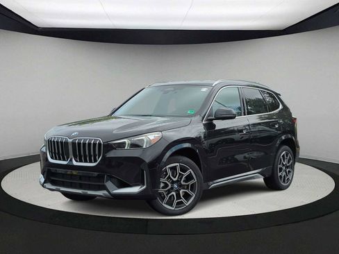 Used 2025 BMW X1 xDrive28i w/ Technology Package image 1