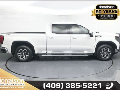 Used 2022 GMC Sierra 1500 SLT w/ SLT Premium Plus Package AWD/4WD image 2
