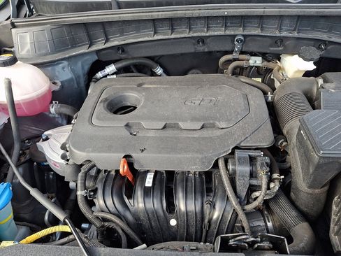 Certified 2021 Hyundai Tucson Sport image 29