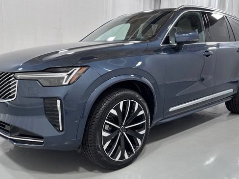 Certified 2026 Volvo XC90 B6 Plus AWD/4WD image 1
