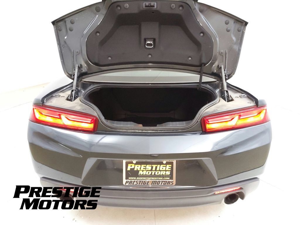 Used 2016 Chevrolet Camaro LT RWD image 40