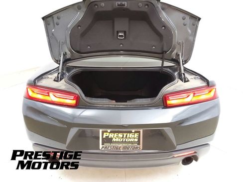 Used 2016 Chevrolet Camaro LT RWD image 40