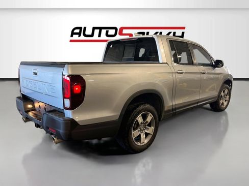 Used 2025 Honda Ridgeline RTL+ image 7