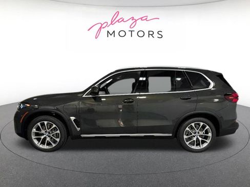 Used 2026 BMW X5 xDrive50e AWD/4WD image 8