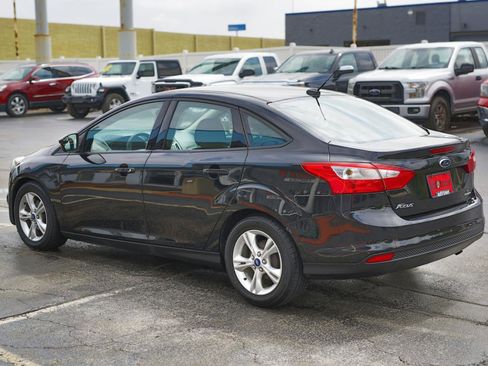 Used 2014 Ford Focus SE FWD image 16