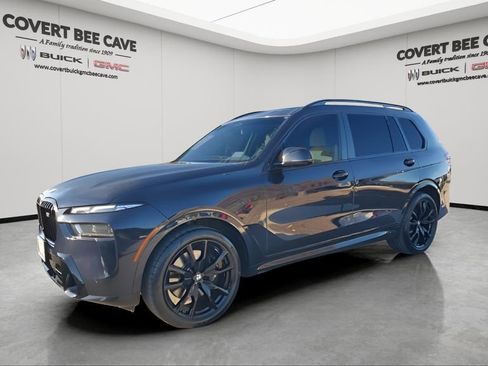 Used 2023 BMW X7 M60i w/ Executive Package image 3