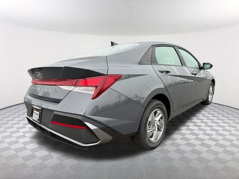 New 2026 Hyundai Elantra SE image 5