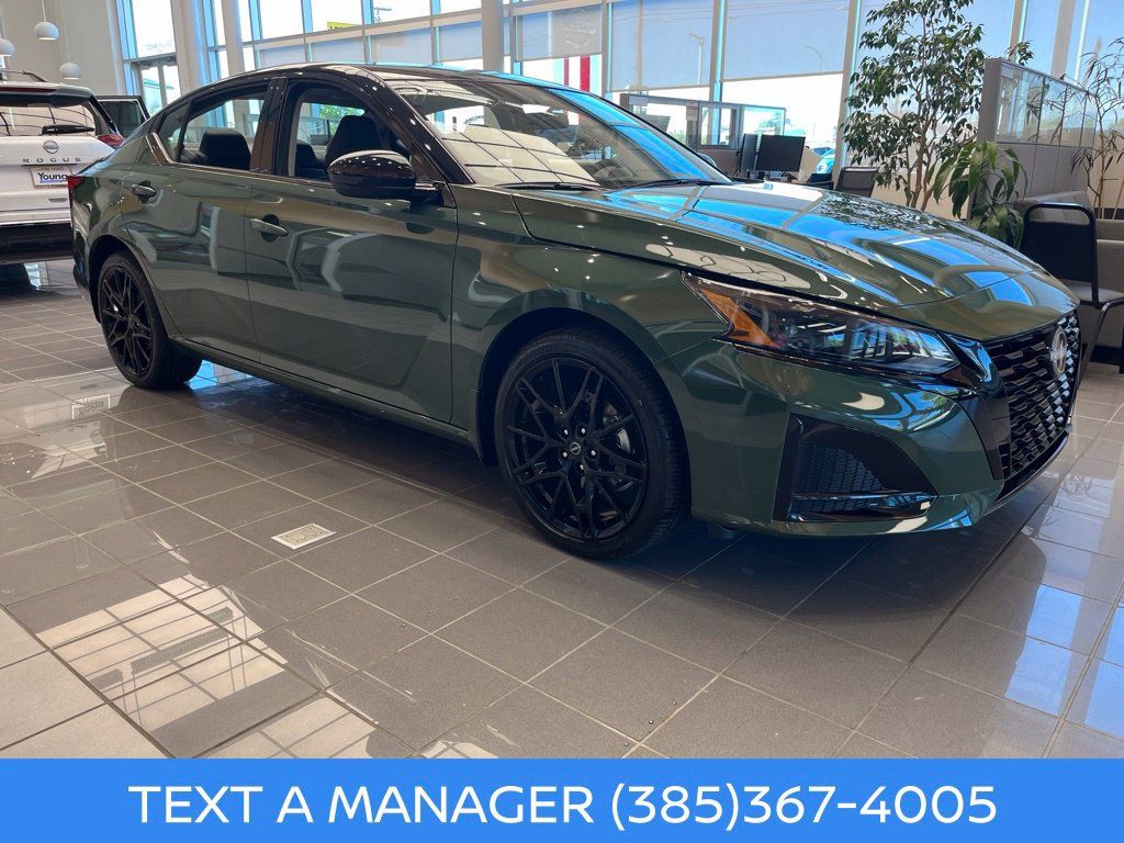 New 2026 Nissan Altima 2.5 SR AWD/4WD image 1
